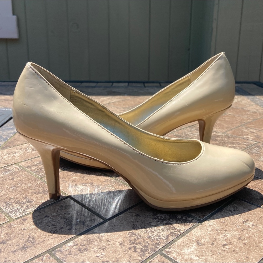 Kelly & Katie NUDE/BEIGE Pump Heels
